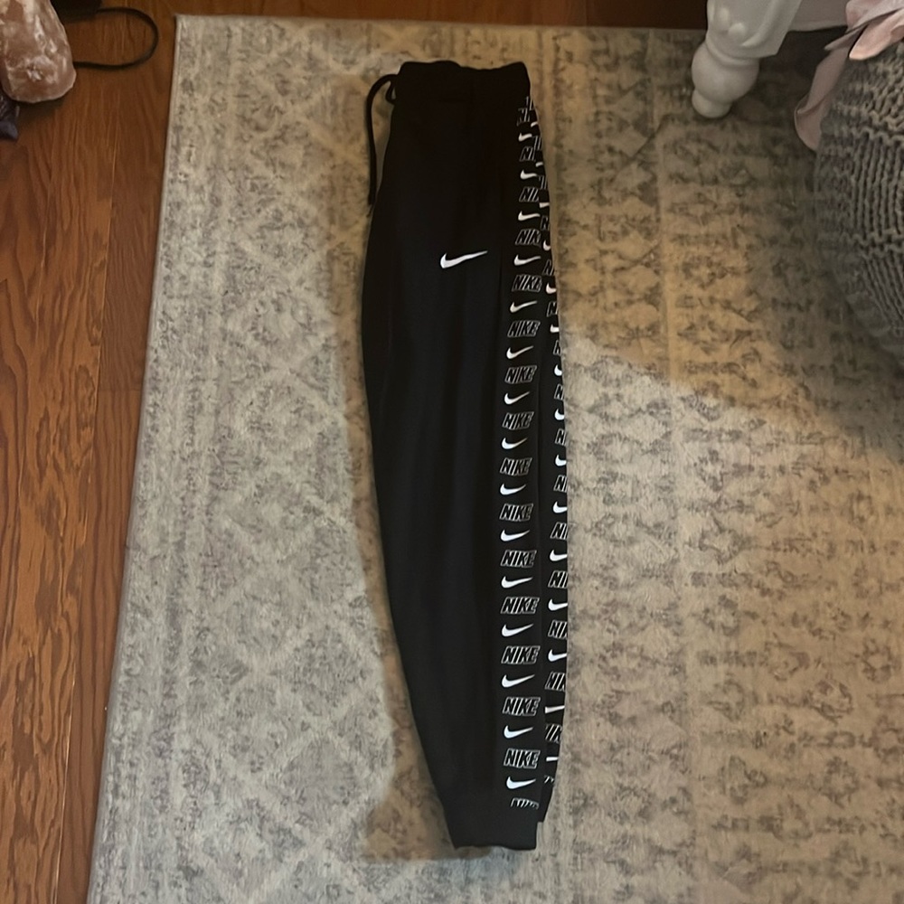 Black Nike Sweats